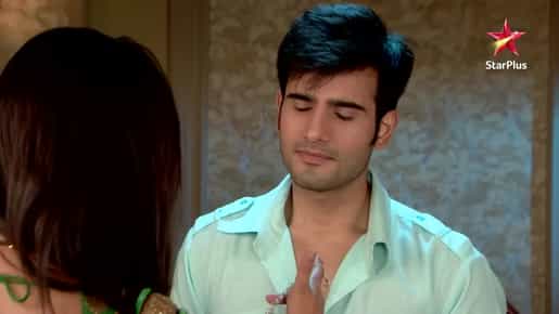Ek Hazaaron Mein Meri Behna Hai - Episode 385