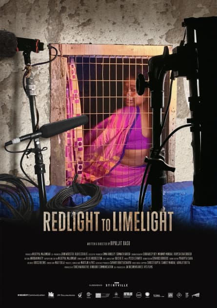 De la cartierul roșu la lumina reflectoarelor